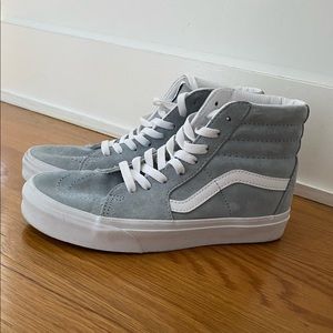 Vans U SK8 Hi Sneaker -Size 7.5